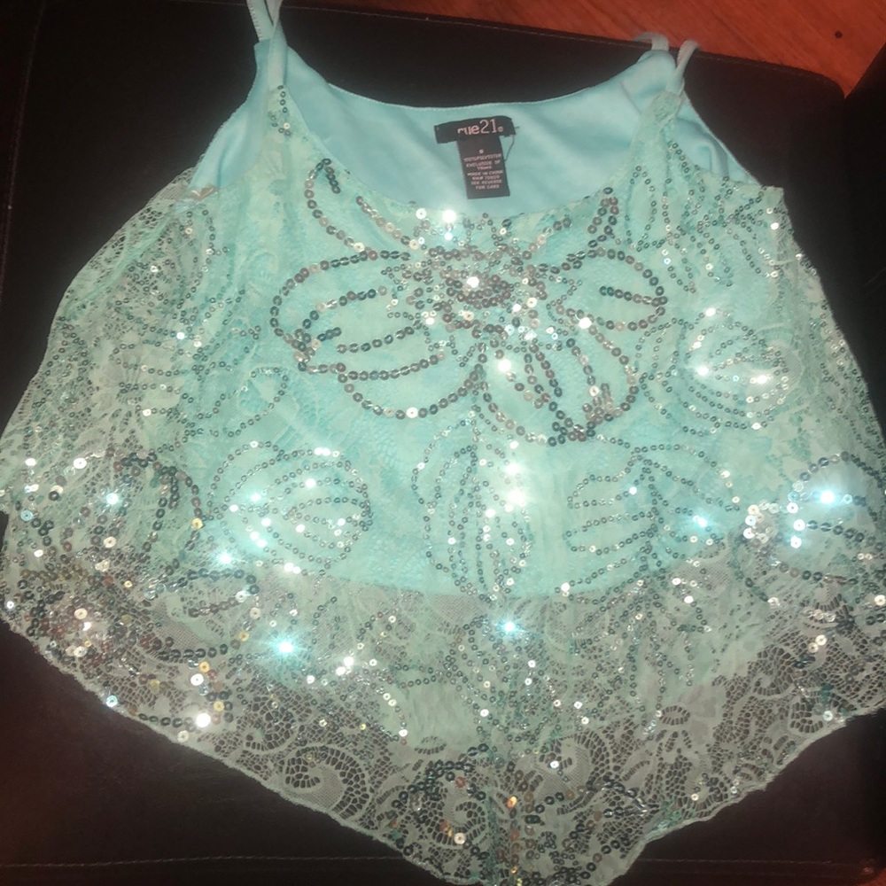 sequenced tank top